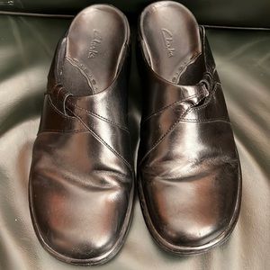 Clarks slide on shoes